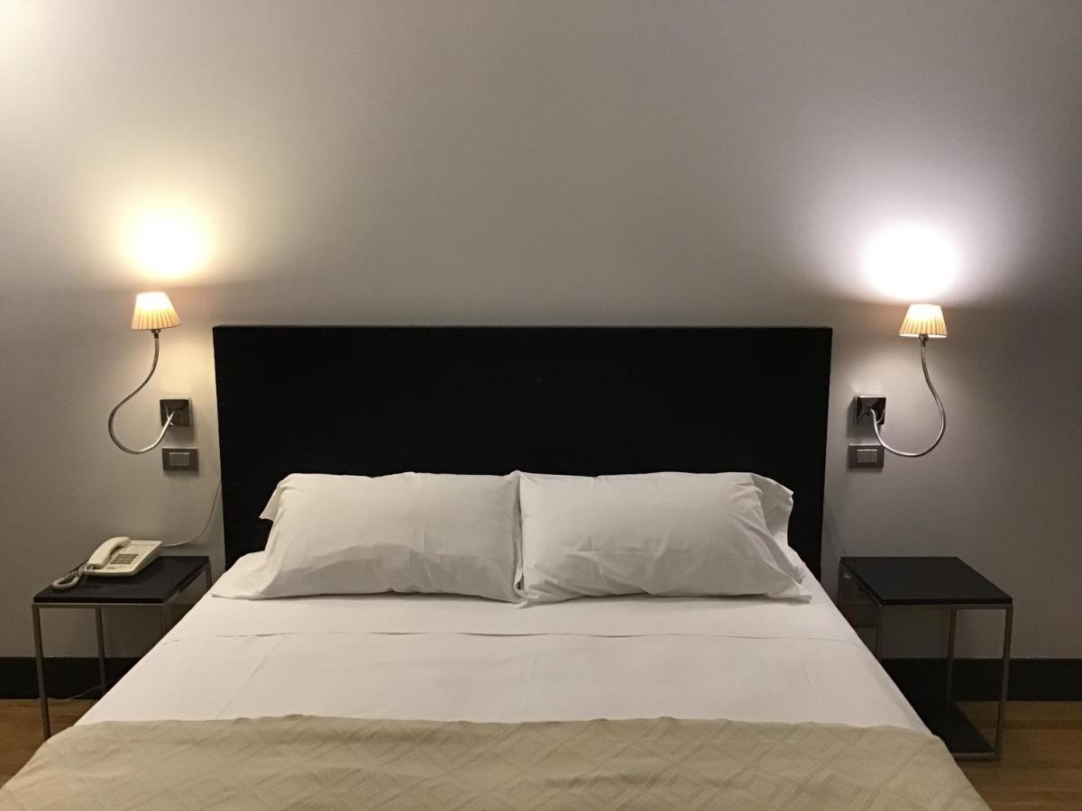 Mh设计酒店 那不勒斯 外观 照片
